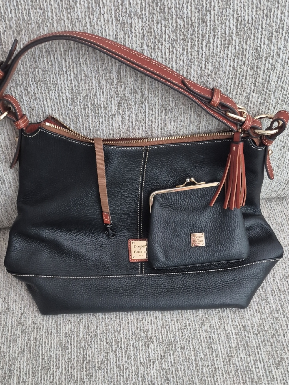 DOONEY & BOURKE DARK NAVY SHOULDER BAG & Credit Card PURSE - Picture 9 of 10